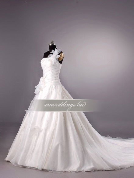 Menyasszonyi ruha báli fazonú pántos-BFP-3964