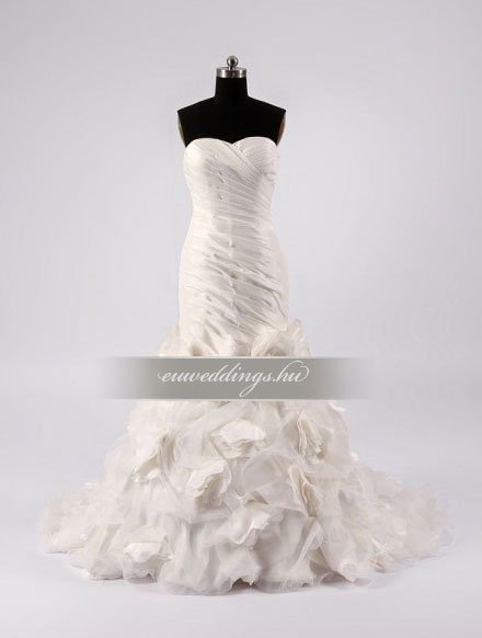Menyasszonyi ruha sellő fazonú ujjatlan-SFU-11443